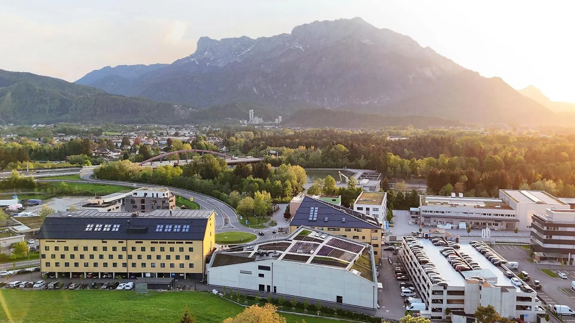 Hotel Im Zentrum Fuer Visionen Puch bei Hallein